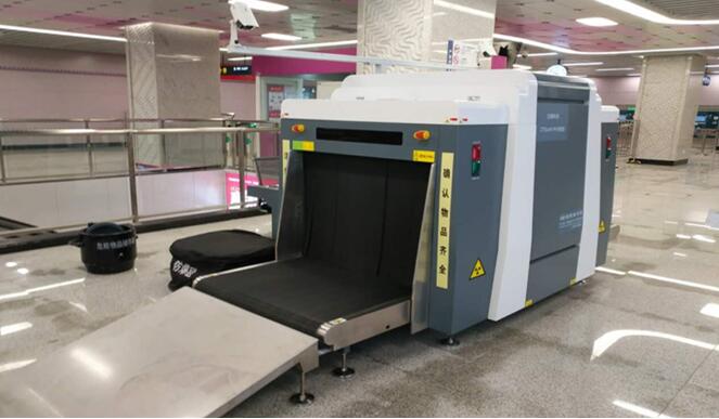 安檢機的<a href='http://www.hookf.cn/' target='_blank'><u>工業(yè)皮帶</u></a>運輸?shù)膱D片