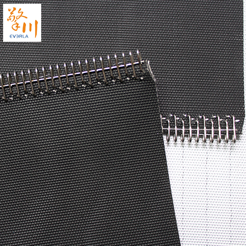 打鋼扣黑色PU<a href='http://www.hookf.cn/shusongdai/' target='_blank'><u>輸送帶</u></a>